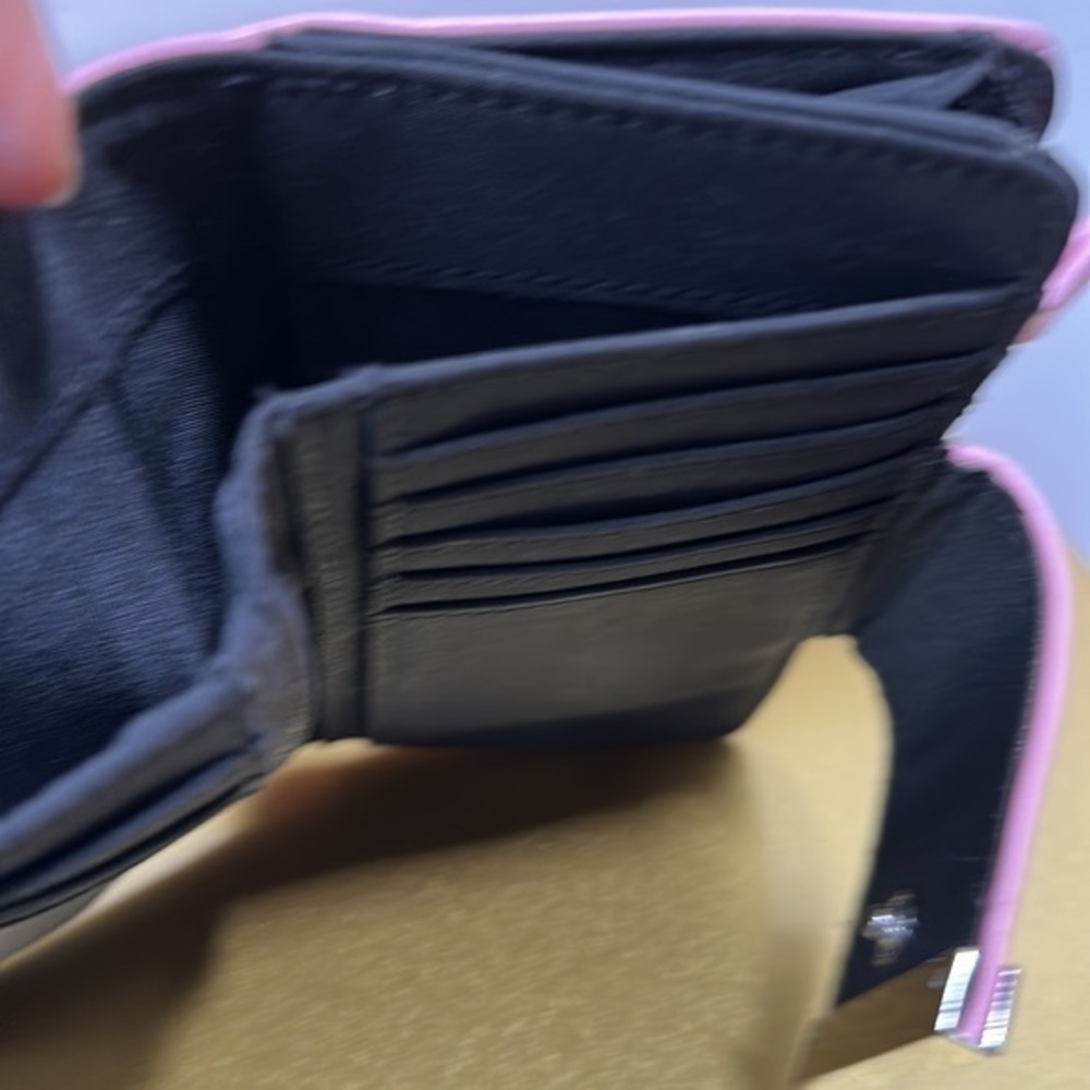 PinkTahari bifold wallet with zipper coin pouch nine credit card holders - Picture 7 of 8